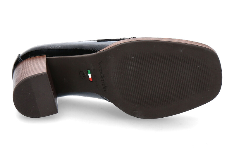 nero-giardini-trotteur-f205061-nero_244000024_5 nero-giardini-trotteur-f205061-nero_244000024_5