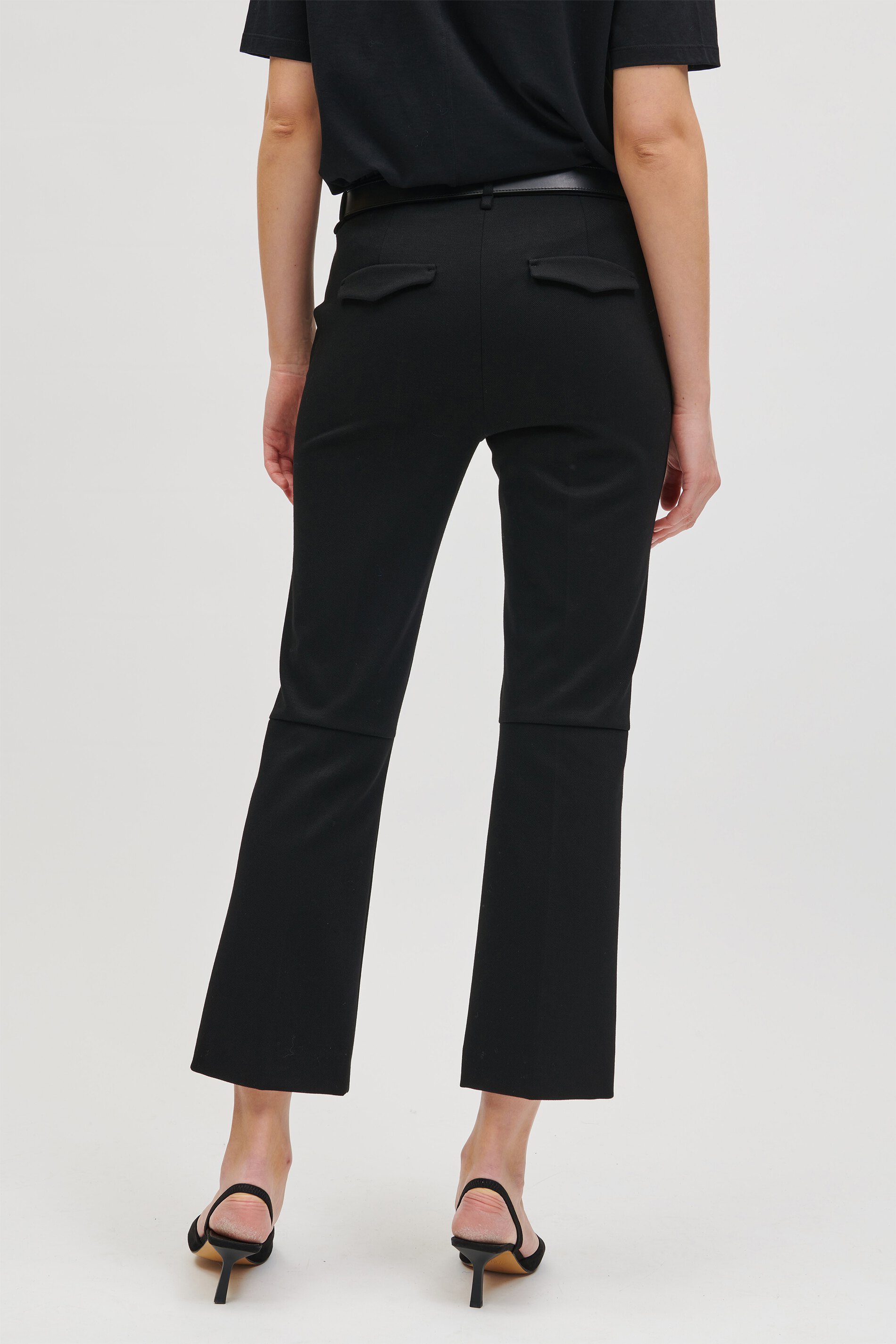 Luisa-Cerano_HW-2022(VKP1)_1_6684323416-0001 (1)