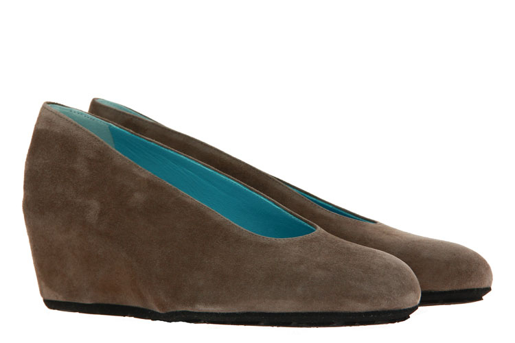thierry-rabotin-dacio-sepia-brown-0003 thierry-rabotin-dacio-sepia-brown-0003