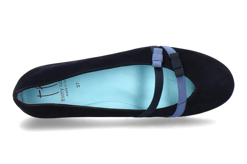 thierry-rabotin-ballerina-giglio-blu_221900376_5 thierry-rabotin-ballerina-giglio-blu_221900376_5