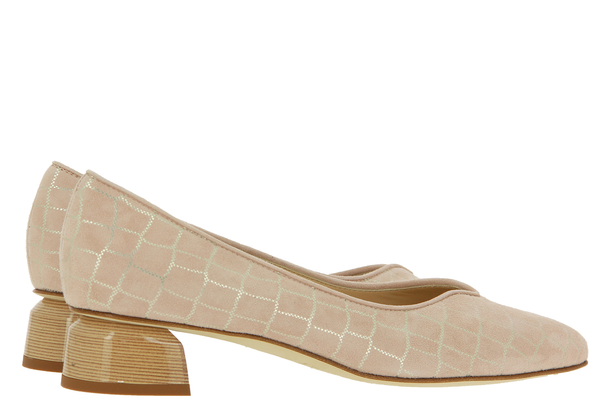 brunate pumps