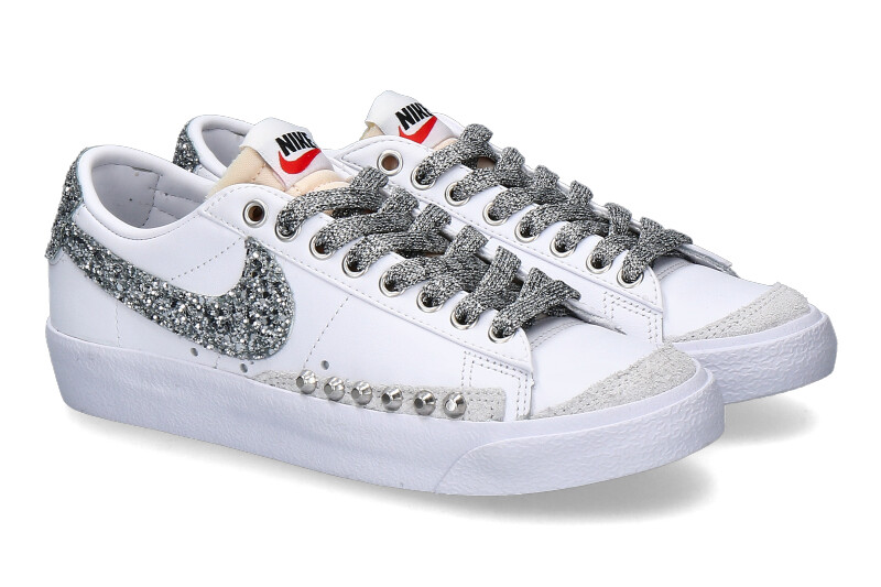 Nike by Ballo da Sola sneaker BLAZER LOW SILVER