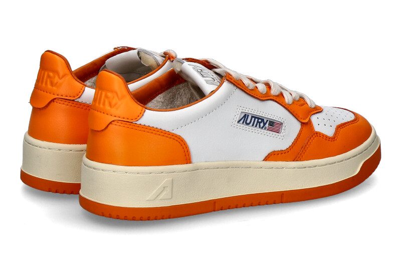 autry-sneaker-medalist-AULM-WB06-white-orange_136900094_2 autry-sneaker-medalist-AULM-WB06-white-orange_136900094_2