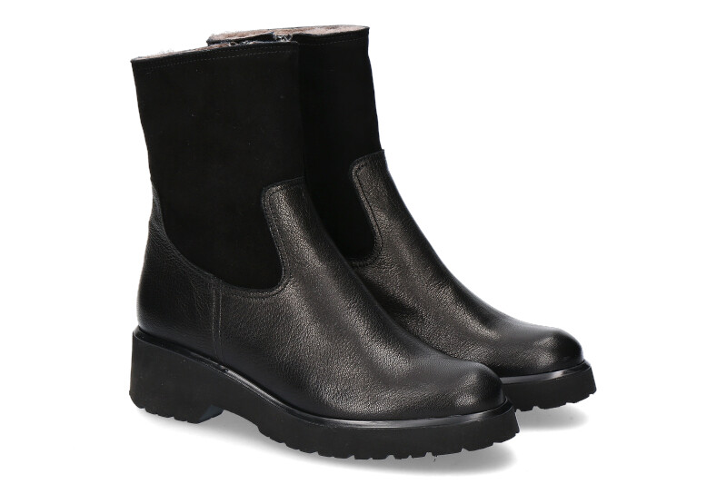 Brunate ankle boots lined EPOQUE NERO