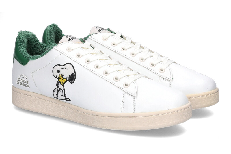 MOA Master of Arts sneaker SNOOPY AND WOODSTOCK GALLERY