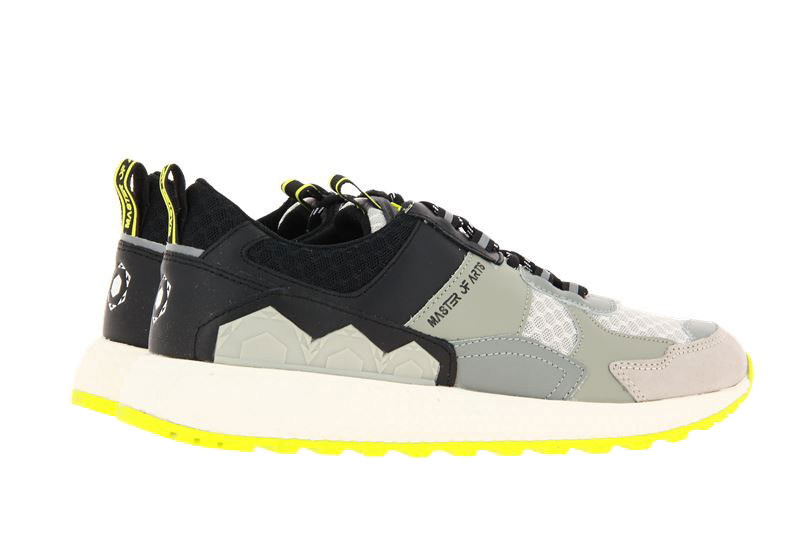 moa-concept-kit-futura-trail-gray-patch-fluo-outsole-0001