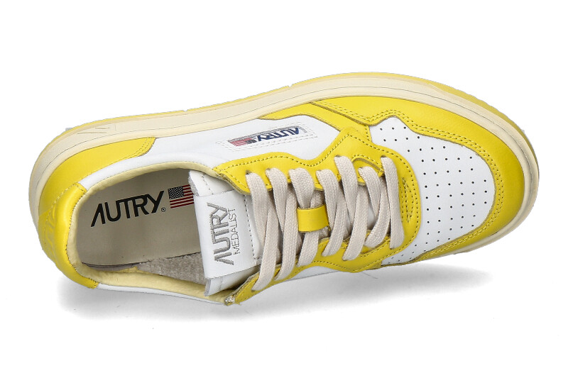 autry-sneaker-medalist-white-yellow_236900307_4