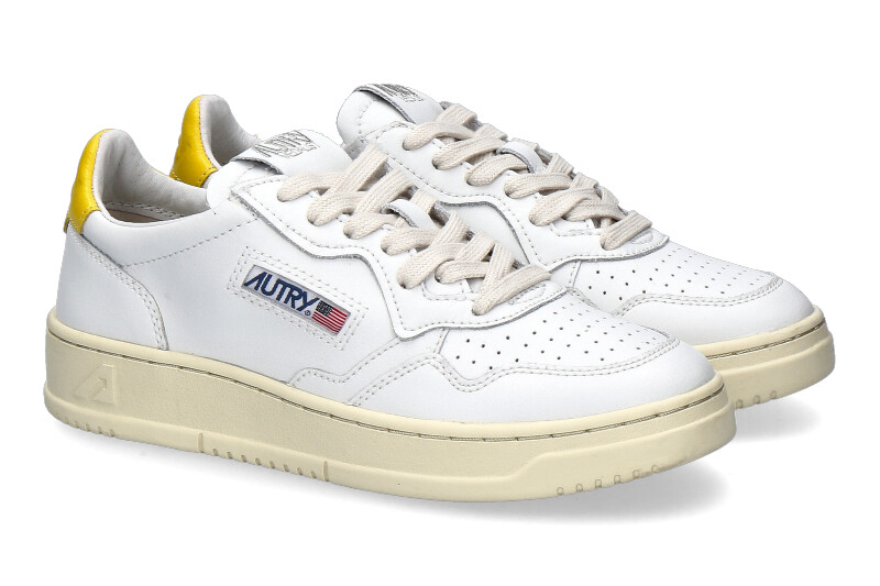 Autry sneaker LOW WOMAN LEATHER WHITE YELLOW