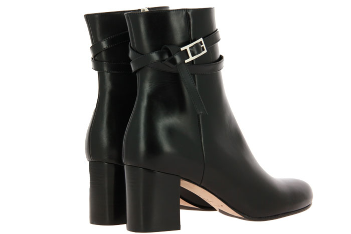 unuetzer-boots-9037-vitello-nero-0002 unuetzer-boots-9037-vitello-nero-0002
