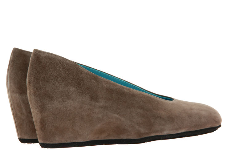 thierry-rabotin-dacio-sepia-brown-0004 thierry-rabotin-dacio-sepia-brown-0004