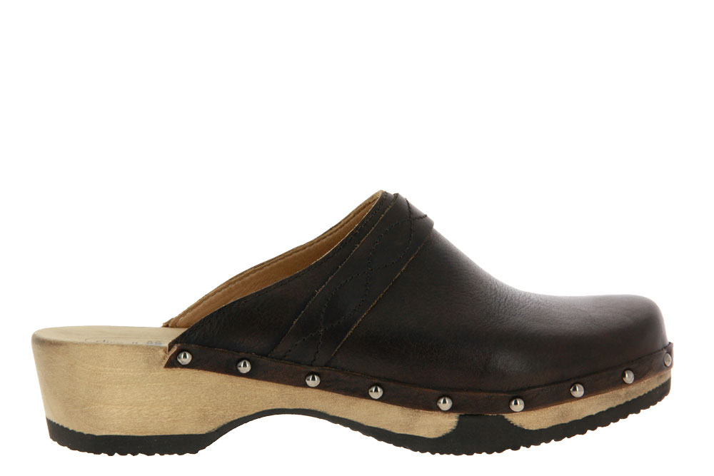 dirndl-und-bua-1717-00001-3 dirndl-und-bua-1717-00001-3