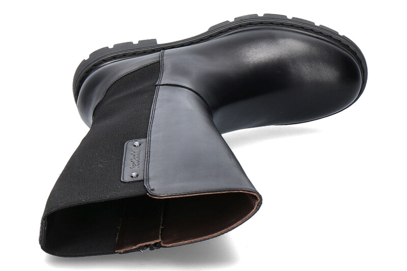 nero-giardini-boots-I411864D-guanto-nero_253000692_6 nero-giardini-boots-I411864D-guanto-nero_253000692_6