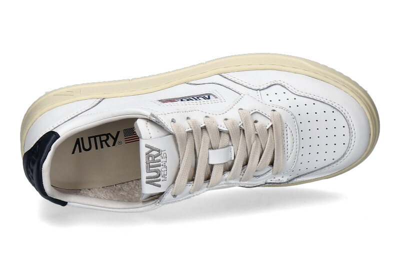 autry-sneaker-AULW-LL12-white-space_232100194_5 autry-sneaker-AULW-LL12-white-space_232100194_5