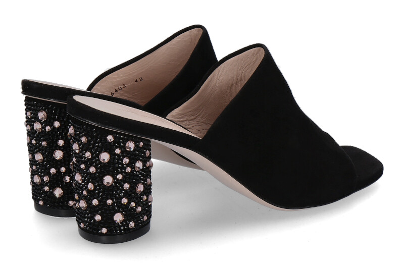 Stuart-Weitzman-Glitsy_272000011_2