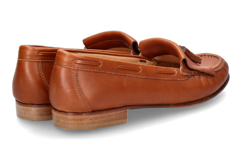 gardenia-mocassin-4056-cognac_24230009_2