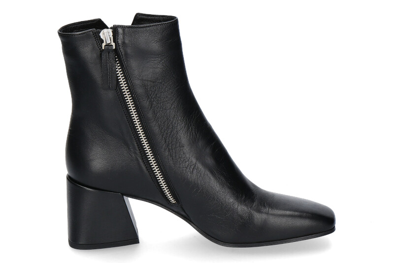 pomme-d-or-bootie-6110-nero_253300239_4 pomme-d-or-bootie-6110-nero_253300239_4