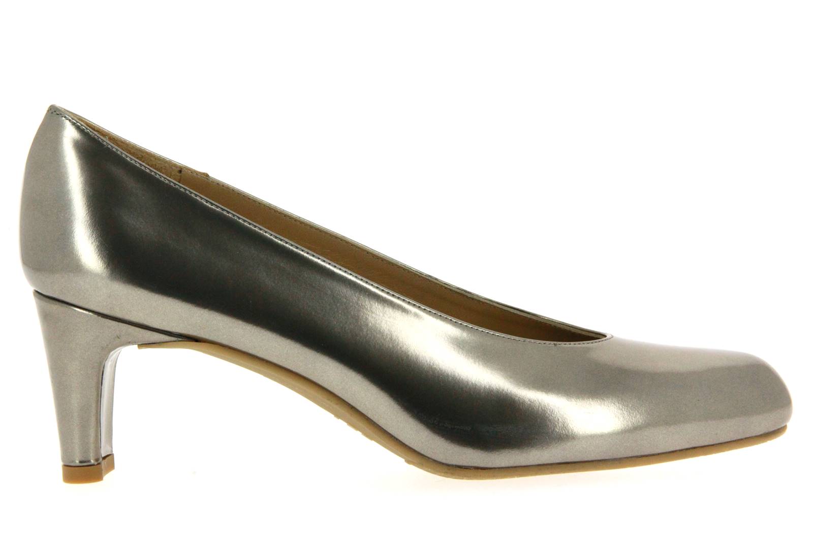 stuart_weitzman-chicpump-aurum-3_1