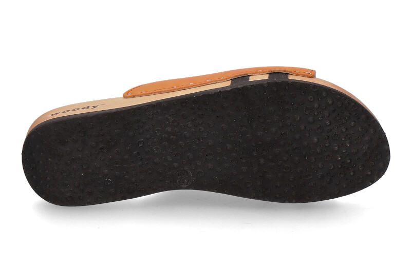 woody-anja-nappa-orange_276500002_5 woody-anja-nappa-orange_276500002_5