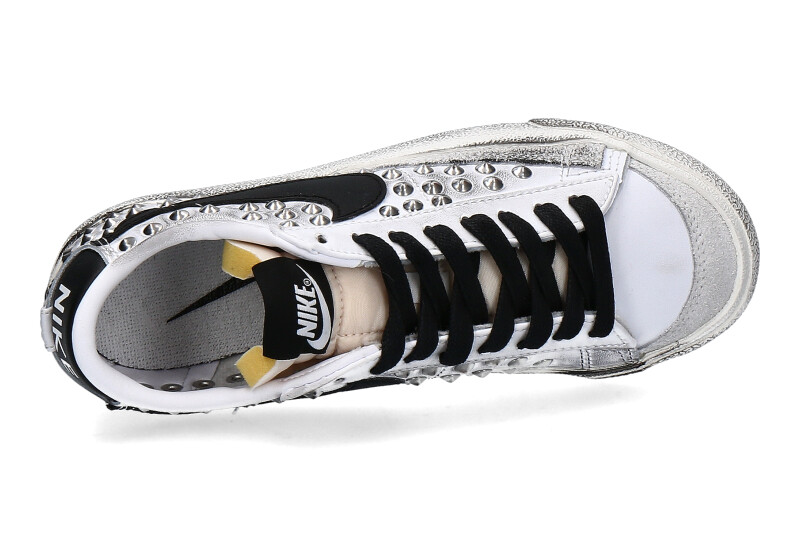 nike-custom-sneaker-blazer-low-studs-all_236100137_4