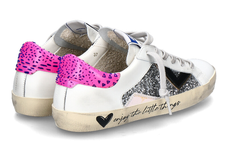 4B12-sneaker-suprime-bianco-DBS233_236900345_2