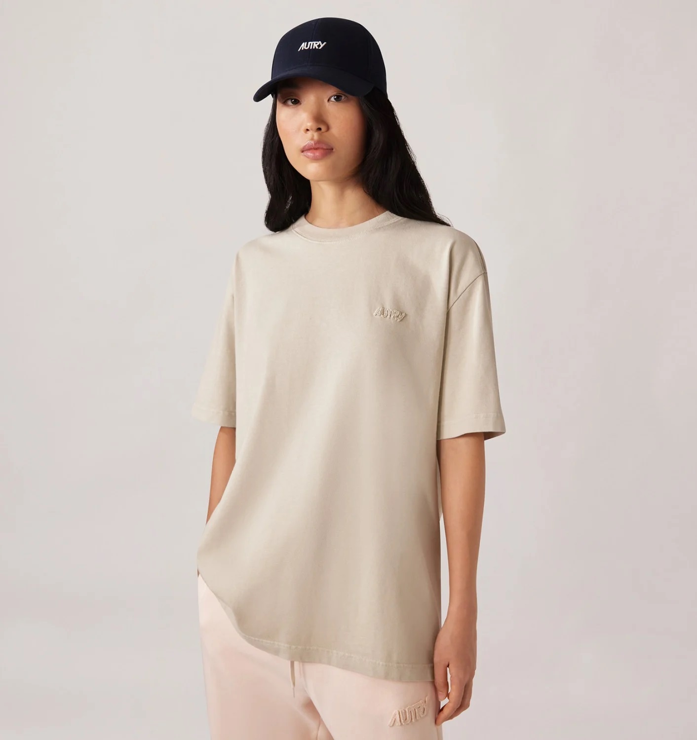 t_shirt_logo_tono_su_tono_unisex_841793_dettaglio_05_20250710112445 t_shirt_logo_tono_su_tono_unisex_841793_dettaglio_05_20250710112445