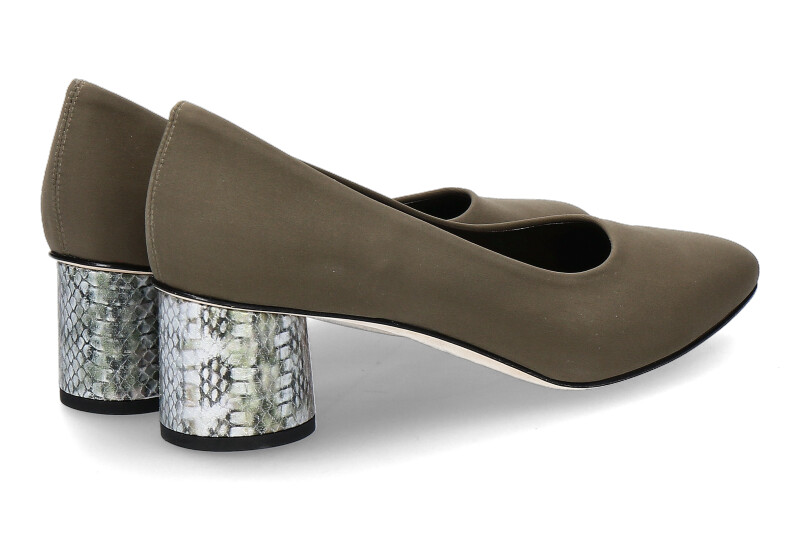brunate-pumps-bush_222700013_2 brunate-pumps-bush_222700013_2