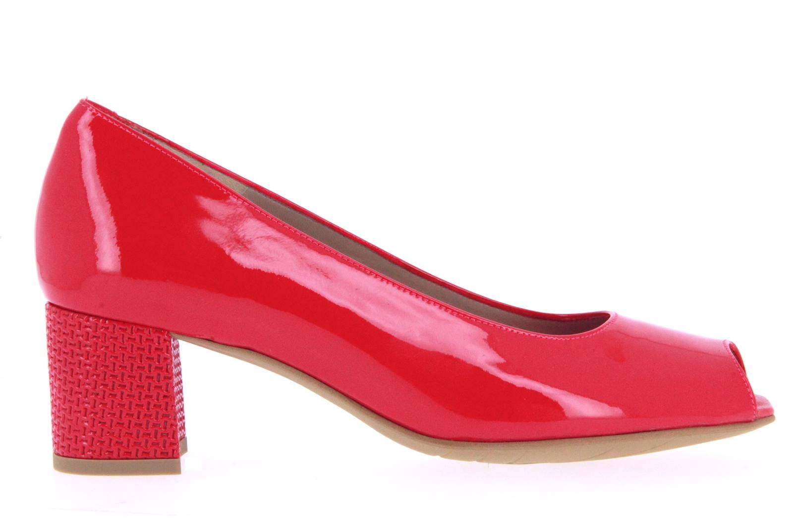 pas_de_rouge_tullia_lack_barbie-3