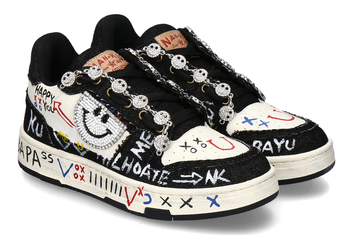 Nan-Ku Couture women's- sneaker EFE05- black