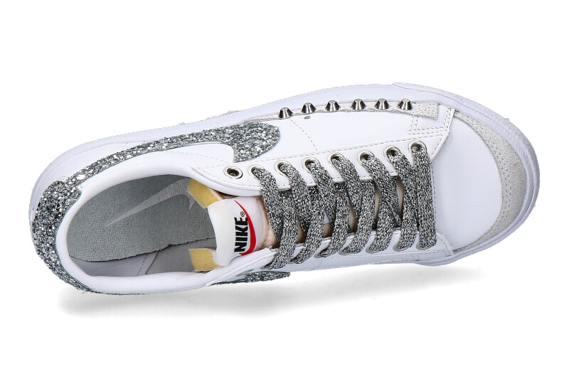 nike-custom-sneaker-blazer-low-silver-glitter_236100135_4
