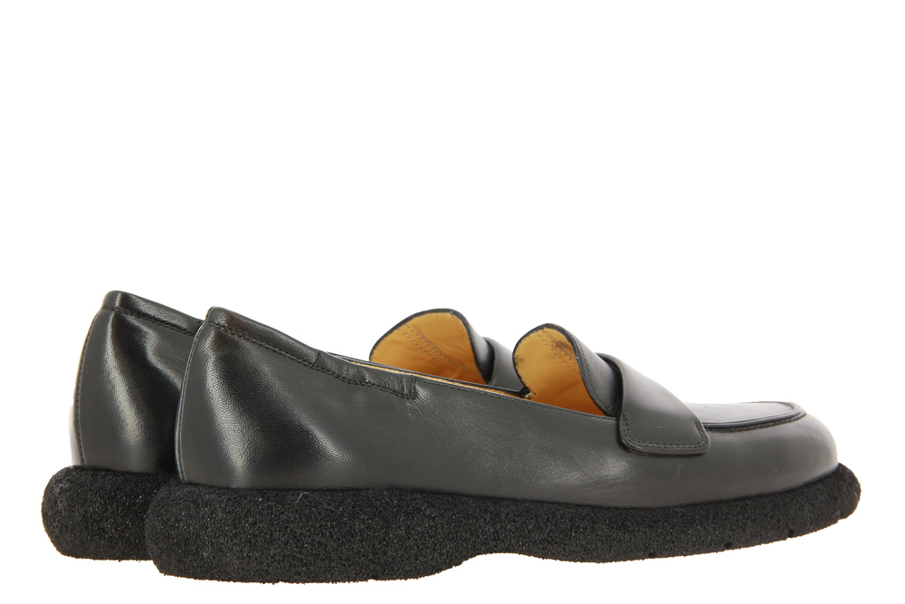 truman-s-222000196-nero-0001
