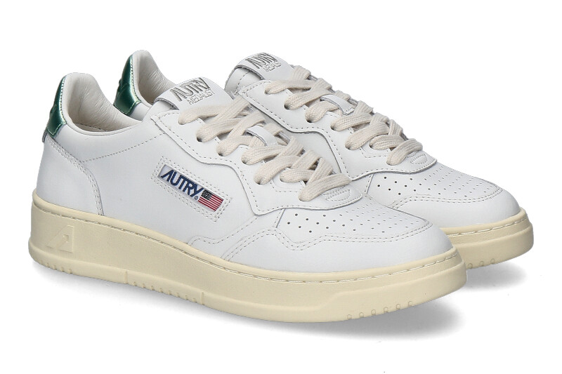 Autry women's sneaker MEDALIST LEATHER- white/ laminated green