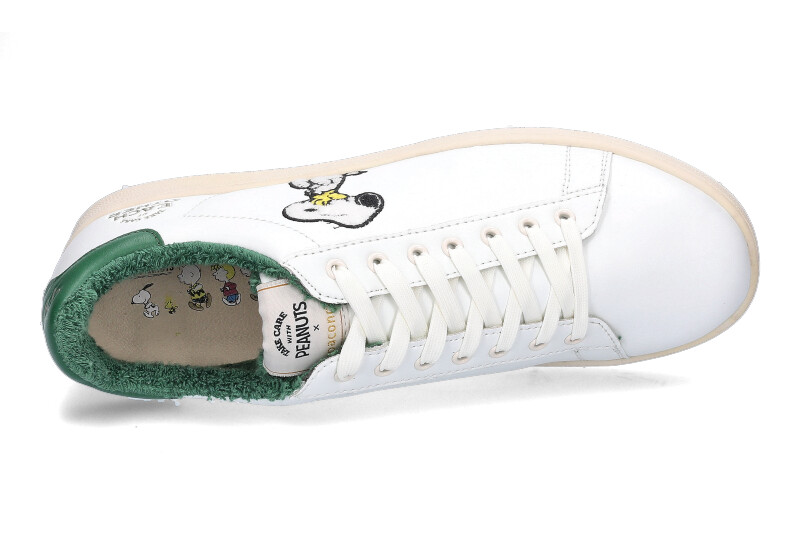 MOA-sneaker-snoopy-MPN25_132700016_4