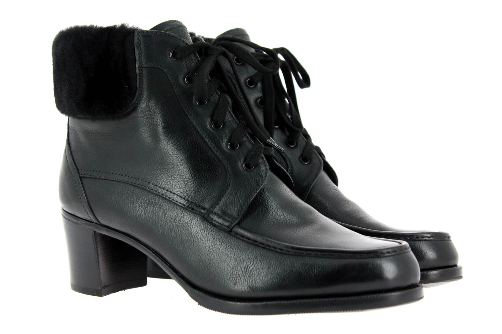 gravati-boots-black