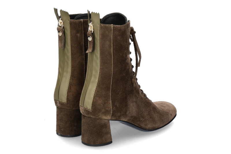 agl-boots-scarlet-forest_251700004_2 agl-boots-scarlet-forest_251700004_2