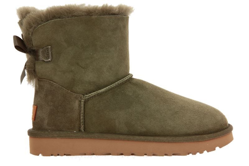 ugg 38 mini