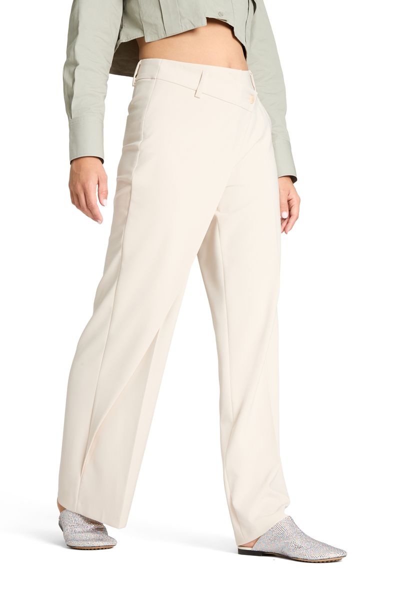 Anais Cropped - Nocciola