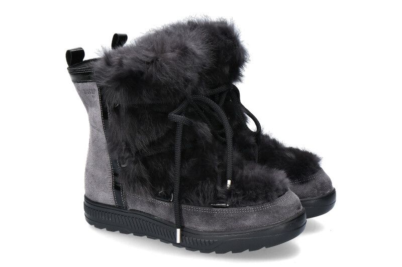 sneaker boots fur
